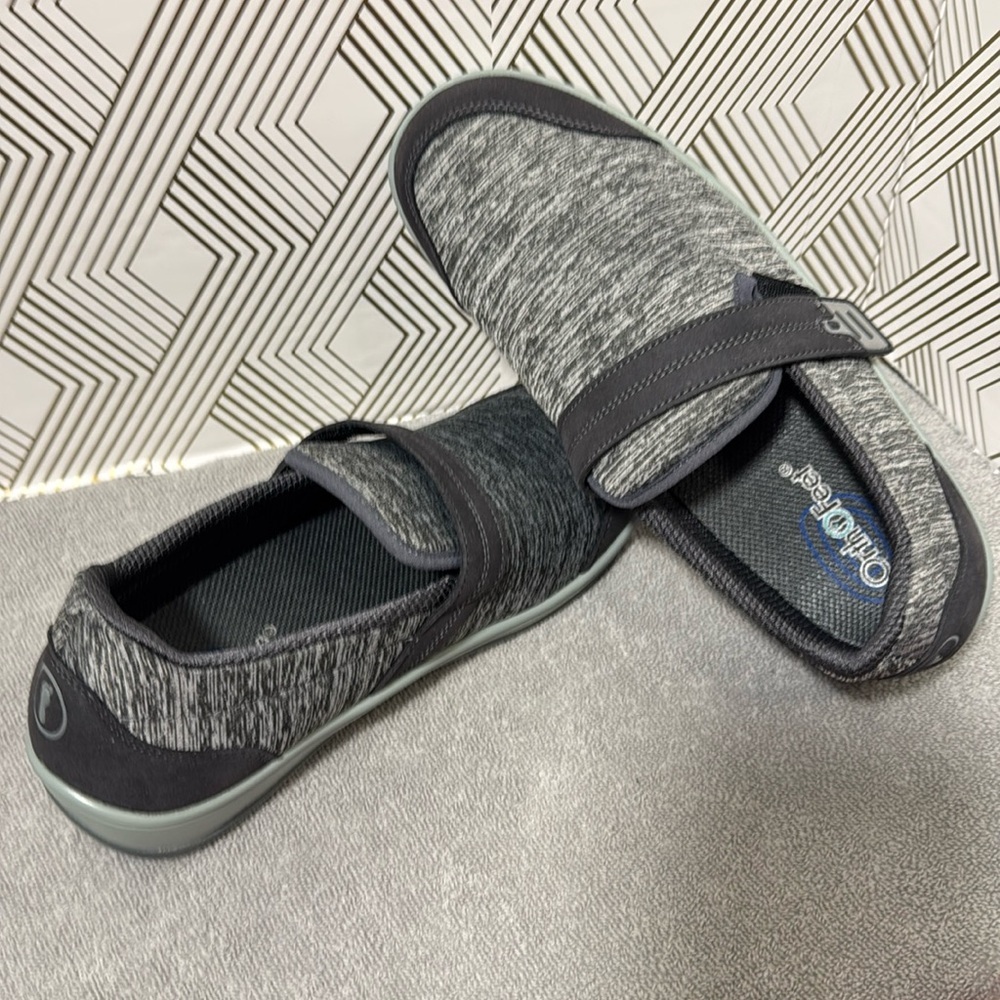 Ortho feet Quincy shoes tennis shoes size 8 wide women’s‎ gray like new walking